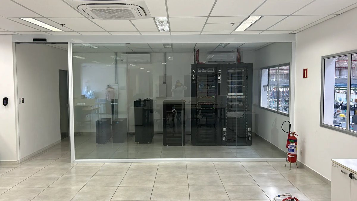 Cabeamento Estruturado Industrial Eight TI